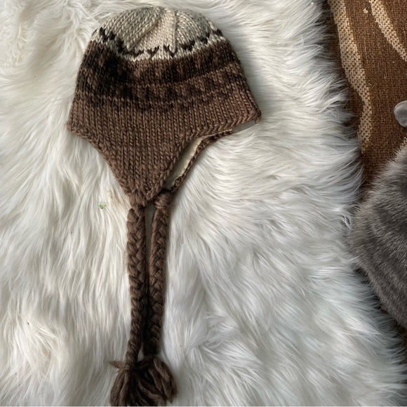 The North Face Peruvian Knit Hat. One Size. - Picture 2 of 3